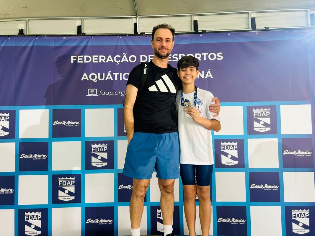 Nadador de Palmas sobe ao pódio no Campeonato Paranaense de Natação